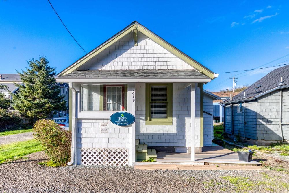 Saltair Creek Cottage - Meredith Lodging